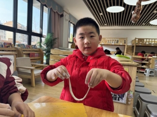 C:\Users\HUAWEI\Desktop\大三班开学第一课\开学第一课\IMG_5465.JPGIMG_5465