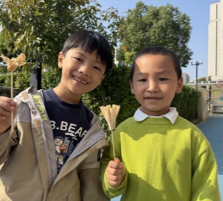 C:/Users/40843/Desktop/重阳节/cf3c8120866ae32def9a53f89b51c0cb.jpgcf3c8120866ae32def9a53f89b51c0cb